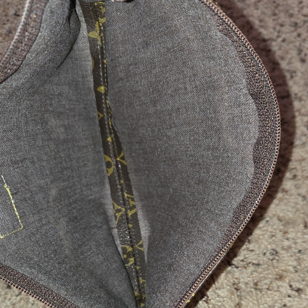 Louis Vuitton Monogram Toiletry Bag in Brown - Picture 7 of 11